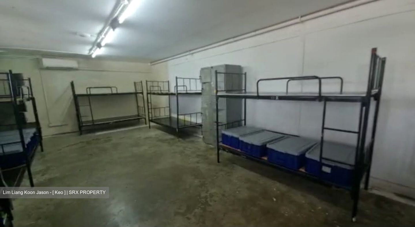 Jurong Industrial Estate (D22), Factory #401662001